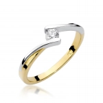 Zaręczynowy złoty pierścionek
